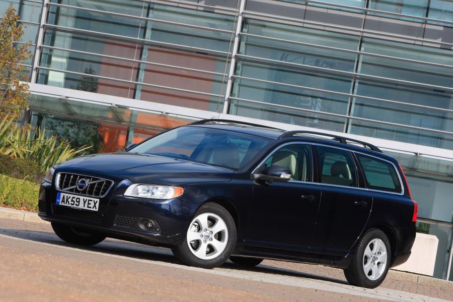  Volvo V70 2010 года  (фото 21 из 62)